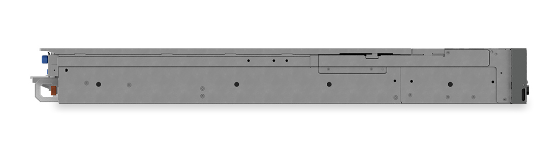 Server Core X50r（左）